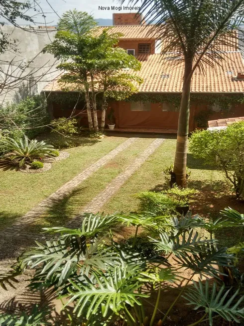 Foto 1 de Sobrado com 3 Quartos à venda, 279m² em Conjunto Habitacional Bras Cubas, Mogi das Cruzes