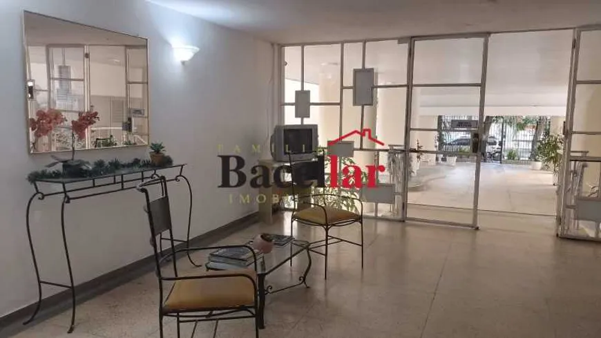 Foto 1 de Apartamento com 2 Quartos para venda ou aluguel, 62m² em Tijuca, Rio de Janeiro