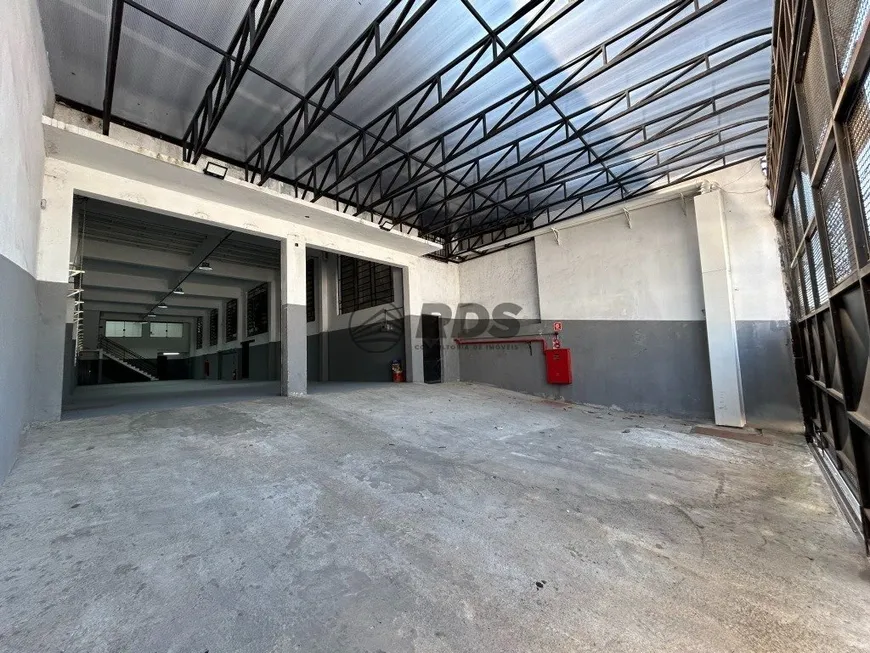 Foto 1 de Galpão/Depósito/Armazém para alugar, 574m² em Canhema, Diadema