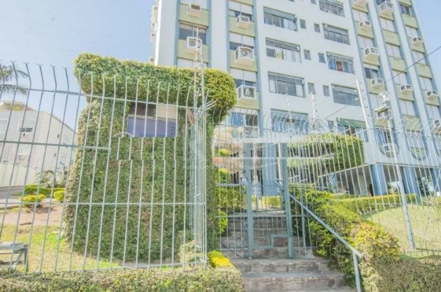 Foto 1 de Apartamento com 3 Quartos à venda, 104m² em Medianeira, Porto Alegre