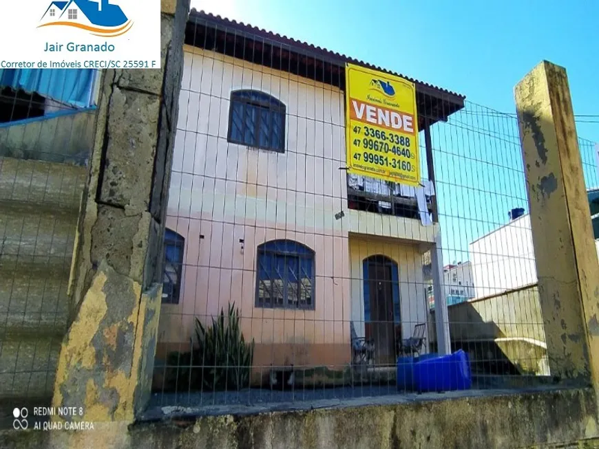 Foto 1 de Casa com 2 Quartos à venda, 255m² em Ariribá, Balneário Camboriú