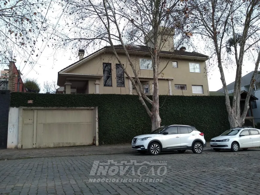 Foto 1 de Casa com 3 Quartos para alugar, 650m² em Nossa Senhora de Lourdes, Caxias do Sul