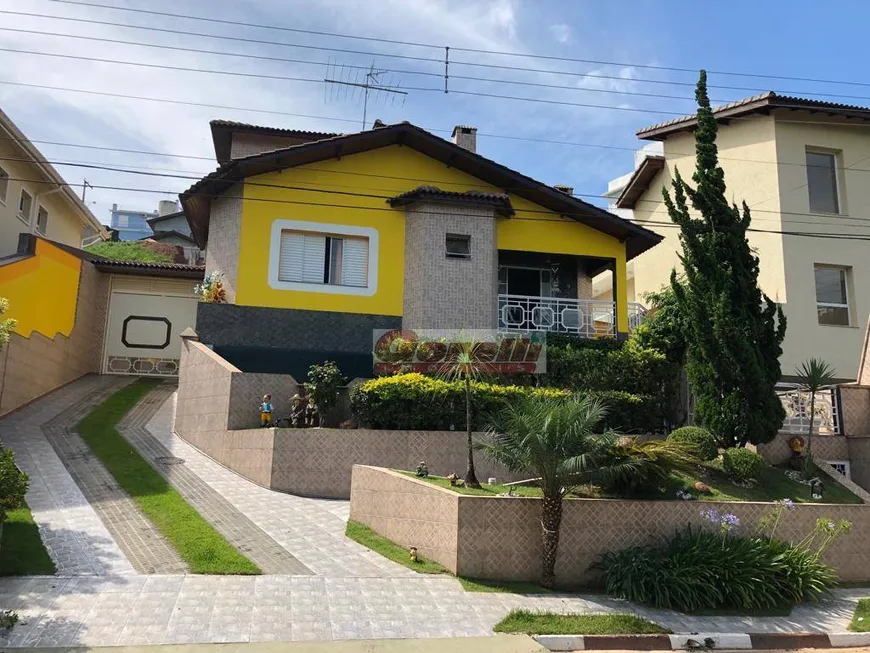 Foto 1 de Casa de Condomínio com 3 Quartos à venda, 300m² em Aruja Hills III, Arujá