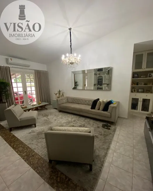 Foto 1 de Casa com 4 Quartos à venda, 250m² em Aleixo, Manaus