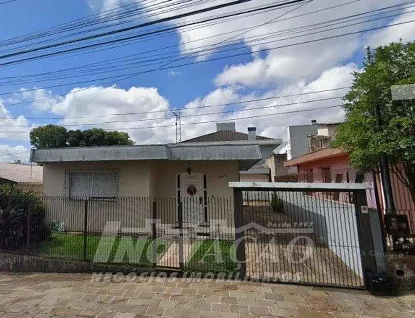 Foto 1 de Casa com 3 Quartos à venda, 150m² em Petrópolis, Caxias do Sul
