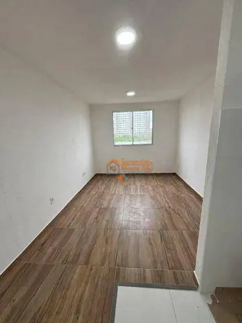 Foto 1 de Apartamento com 2 Quartos à venda, 39m² em Vila Nova Bonsucesso, Guarulhos