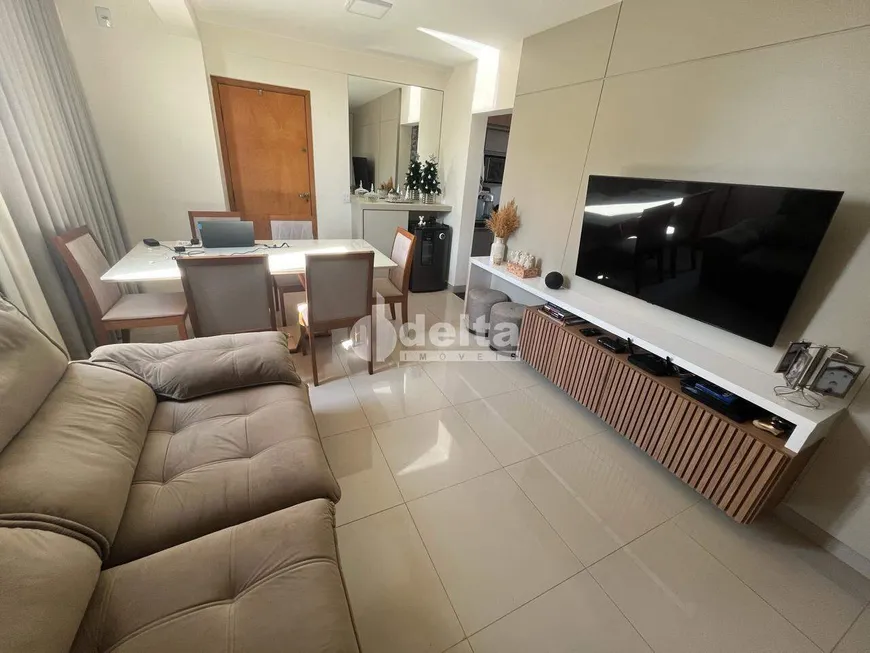 Foto 1 de Apartamento com 3 Quartos à venda, 63m² em Santa Mônica, Uberlândia
