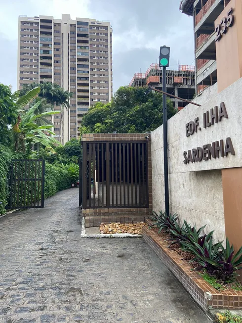 Foto 1 de Apartamento com 4 Quartos à venda, 240m² em Apipucos, Recife