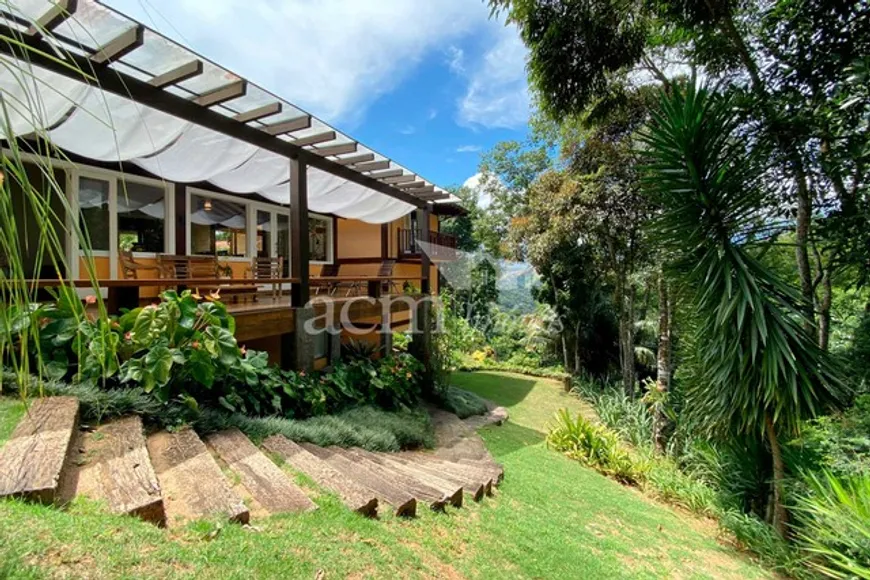 Foto 1 de Casa de Condomínio com 4 Quartos à venda, 2740m² em Itaipava, Petrópolis