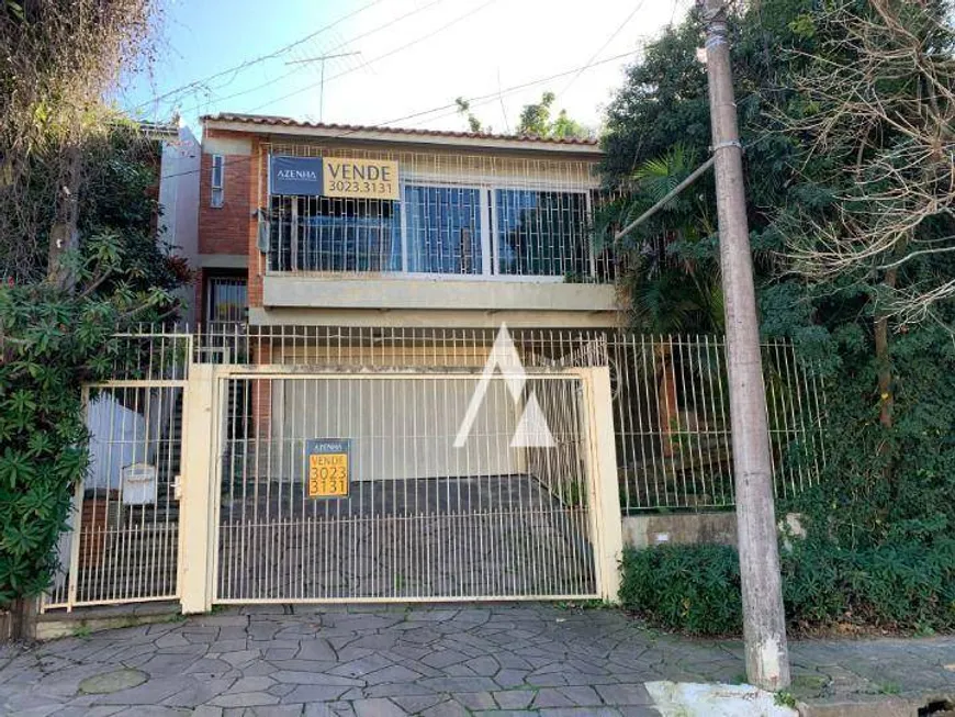Foto 1 de Casa com 3 Quartos à venda, 231m² em Santo Antônio, Porto Alegre