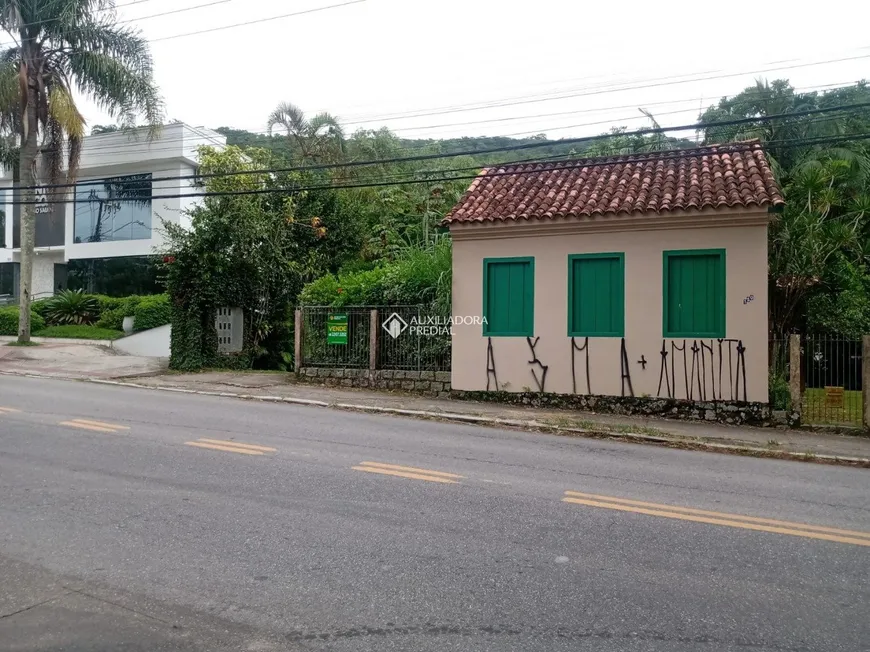Foto 1 de Casa com 3 Quartos à venda, 204m² em Lagoa da Conceição, Florianópolis