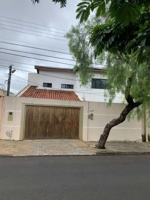 Foto 1 de Sobrado com 3 Quartos à venda, 250m² em Jardim Bandeirantes, São Carlos