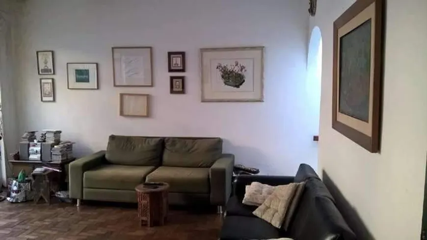 Foto 1 de Casa com 3 Quartos à venda, 151m² em Serra, Belo Horizonte