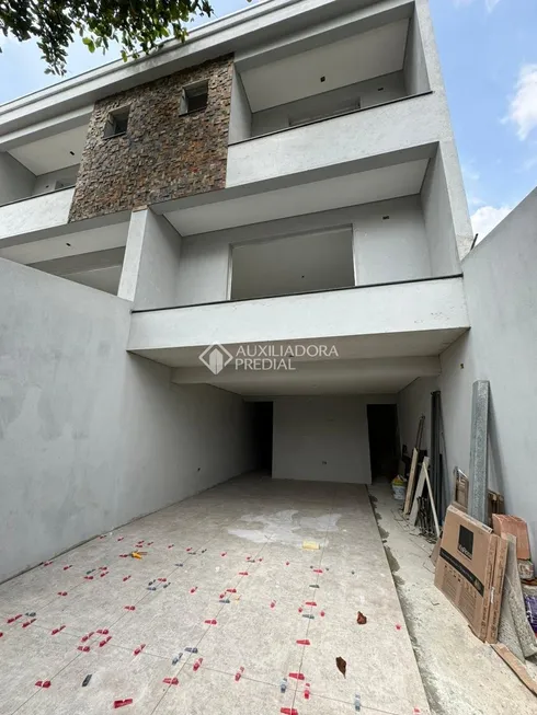 Foto 1 de Sobrado com 3 Quartos à venda, 162m² em Jardim Santo Antonio, Santo André
