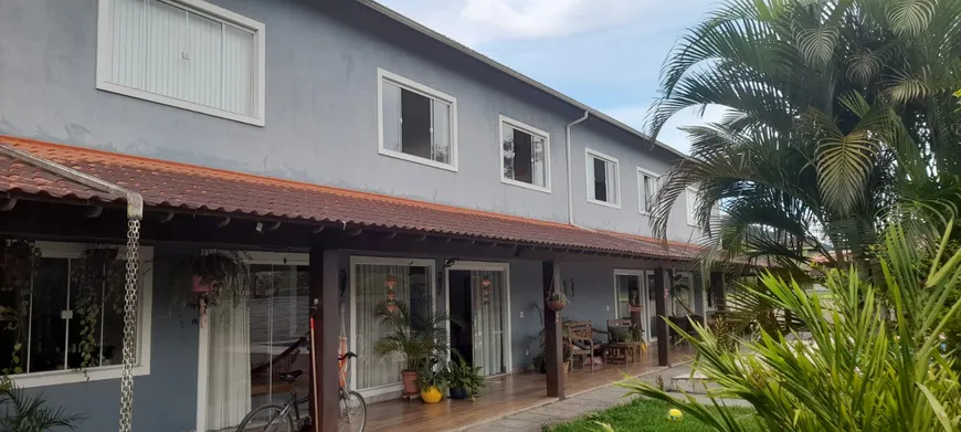 Foto 1 de Casa de Condomínio com 8 Quartos à venda, 700m² em Cotia, Guapimirim