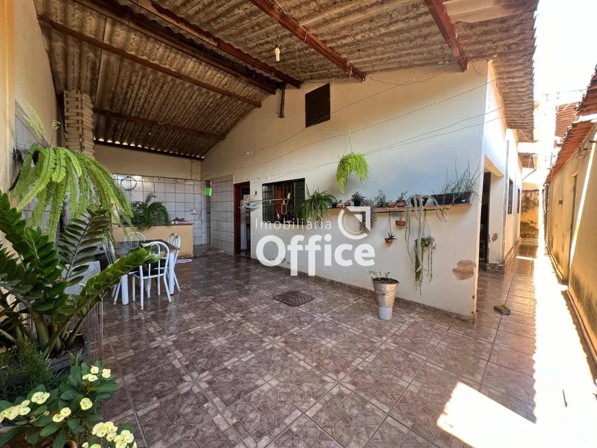 Foto 1 de Casa com 3 Quartos à venda, 120m² em Vila Santa Maria de Nazareth, Anápolis