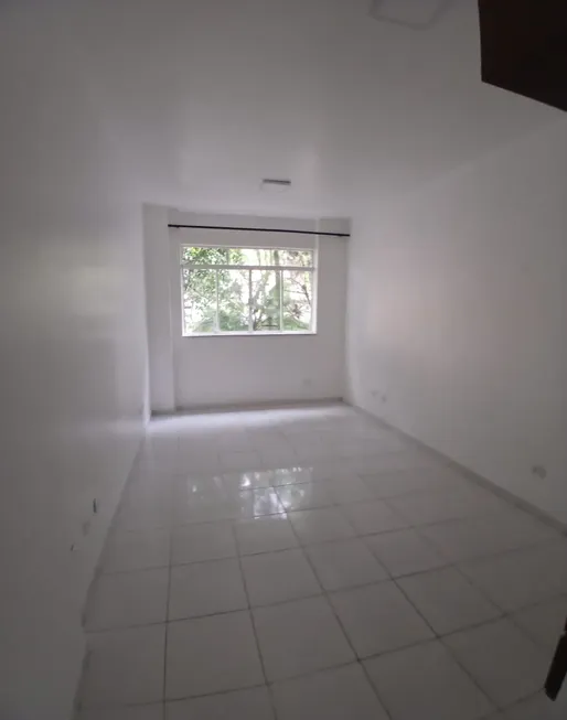 Foto 1 de Kitnet com 1 Quarto para alugar, 28m² em Bela Vista, São Paulo