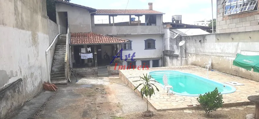 Foto 1 de Casa com 2 Quartos à venda, 100m² em Copacabana, Belo Horizonte