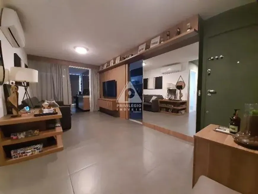 Foto 1 de Apartamento com 2 Quartos à venda, 85m² em Barra da Tijuca, Rio de Janeiro