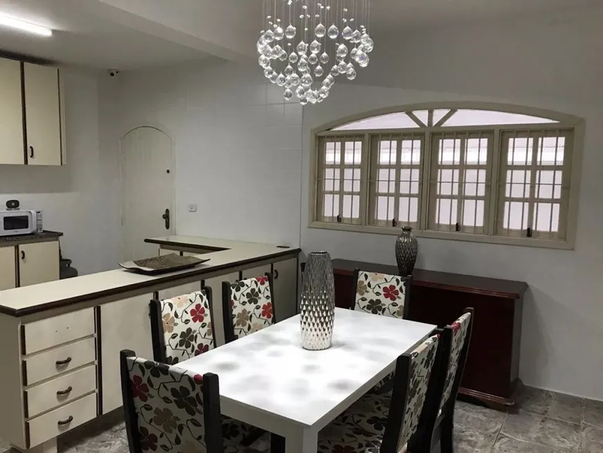 Foto 1 de Sobrado com 3 Quartos à venda, 200m² em Jardim Mauá, Mauá