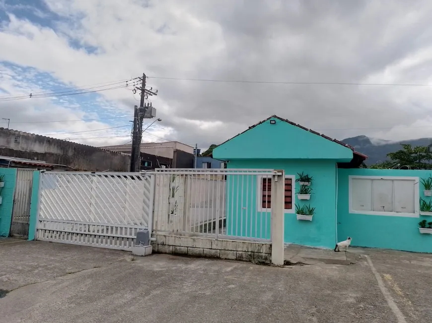 Foto 1 de Casa de Condomínio com 2 Quartos à venda, 70m² em Vila Ema, São Vicente