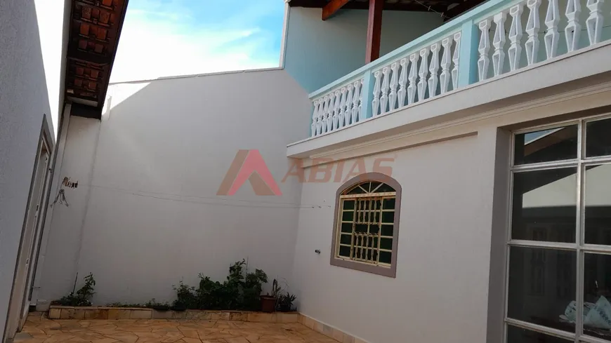 Foto 1 de Casa com 3 Quartos à venda, 172m² em Residencial Parati, São Carlos