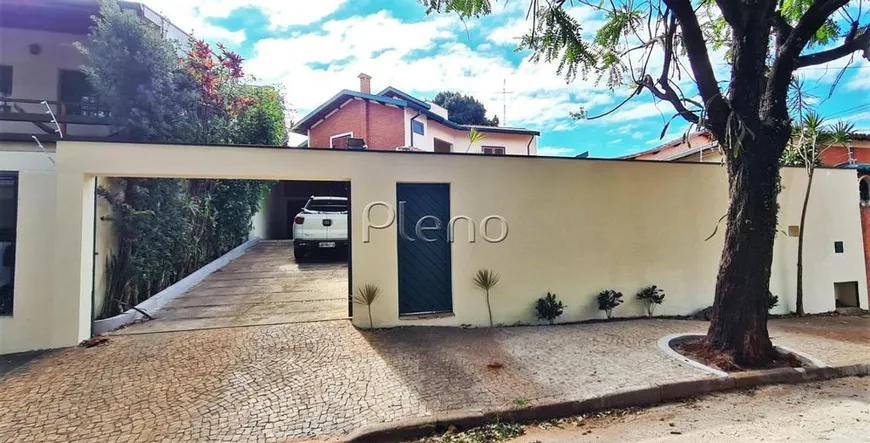Foto 1 de Sobrado com 4 Quartos à venda, 302m² em Cidade Universitária, Campinas