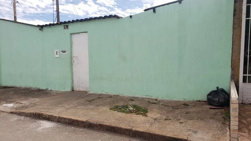 Foto 1 de Lote/Terreno com 1 Quarto à venda, 250m² em Ceilandia Norte, Brasília