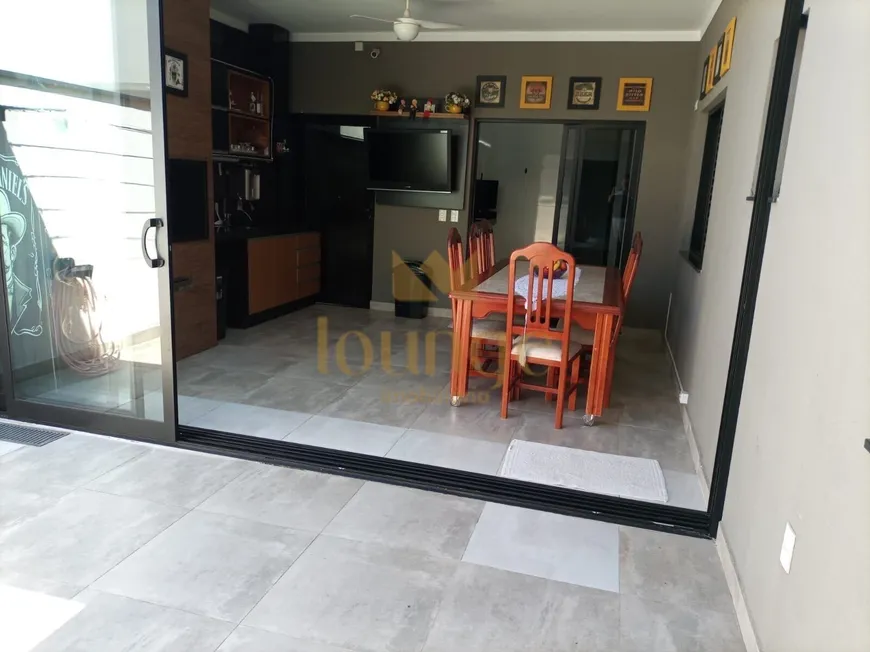 Foto 1 de Casa de Condomínio com 3 Quartos à venda, 177m² em Wanel Ville, Sorocaba