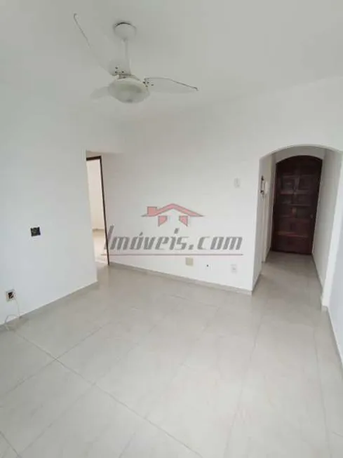 Foto 1 de Apartamento com 2 Quartos à venda, 48m² em Praça Seca, Rio de Janeiro