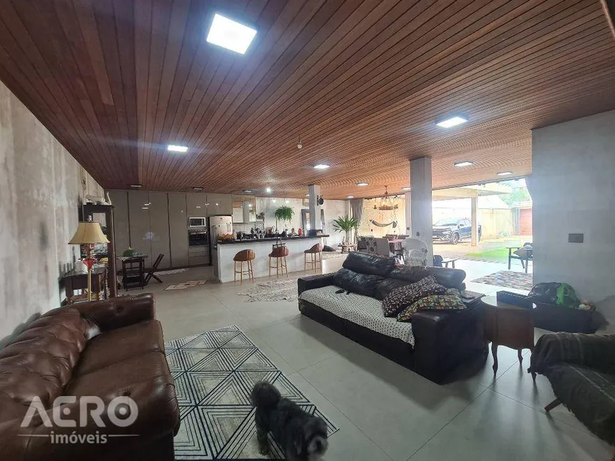 Foto 1 de Casa com 2 Quartos à venda, 280m² em Vila Carolina, Bauru