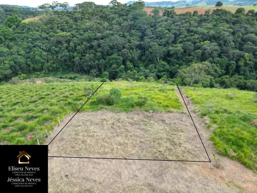 Foto 1 de Lote/Terreno à venda, 835m² em , Paty do Alferes