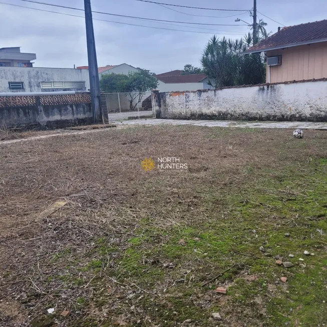 Foto 1 de Lote/Terreno à venda, 416m² em Iririú, Joinville