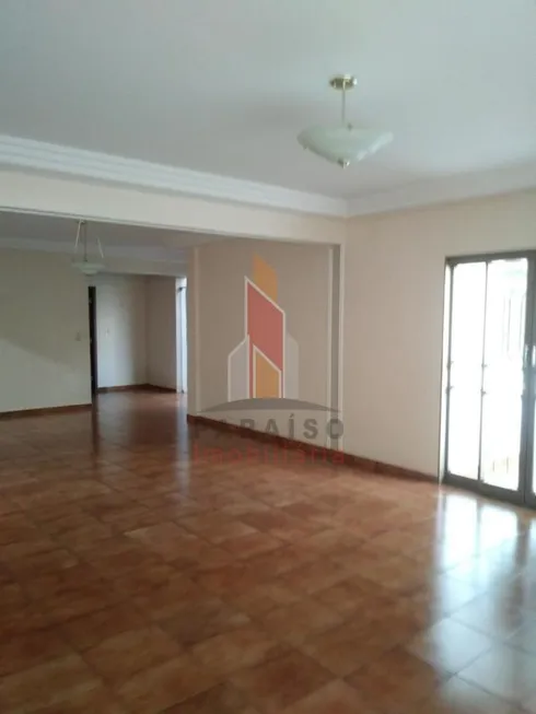 Foto 1 de Apartamento com 4 Quartos à venda, 203m² em Maracanã, Uberlândia