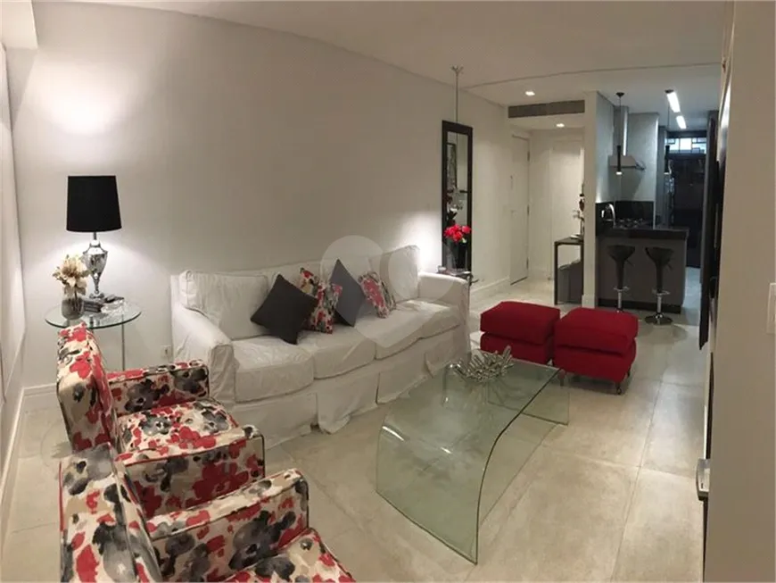 Foto 1 de Apartamento com 2 Quartos para venda ou aluguel, 117m² em Jardim América, São Paulo