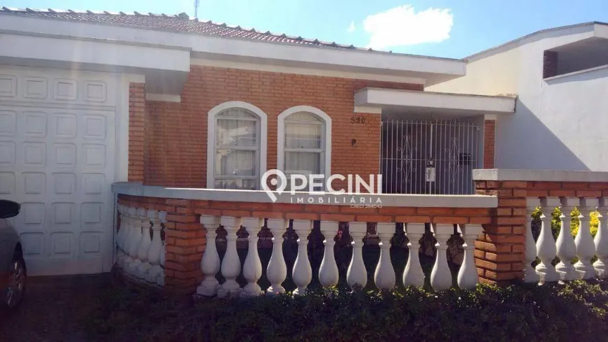 Foto 1 de Casa com 5 Quartos à venda, 300m² em Centro, Rio Claro