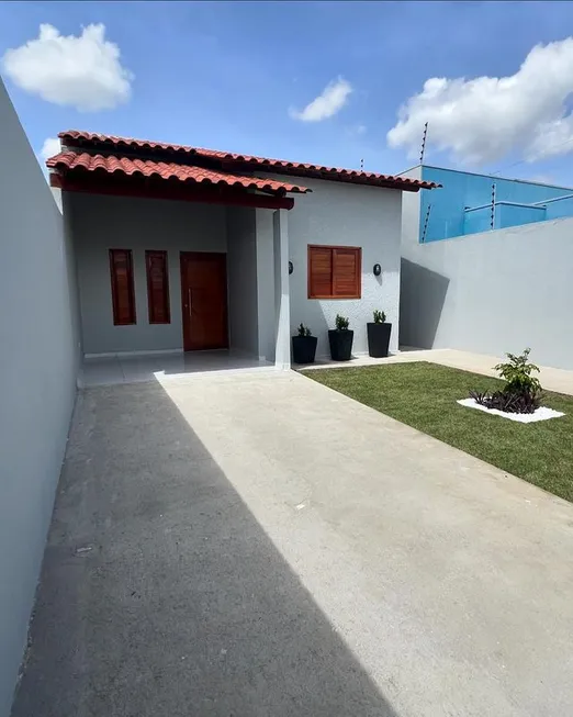 Foto 1 de Casa com 2 Quartos à venda, 98m² em Tomba, Feira de Santana