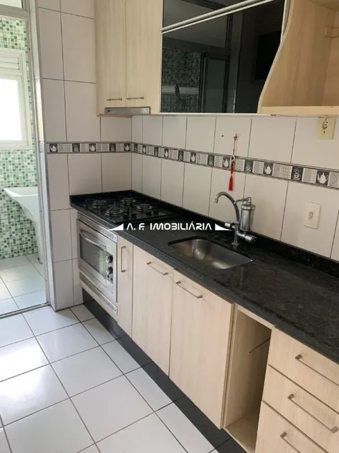 Foto 1 de Apartamento com 2 Quartos à venda, 52m² em Vila Roque, São Paulo