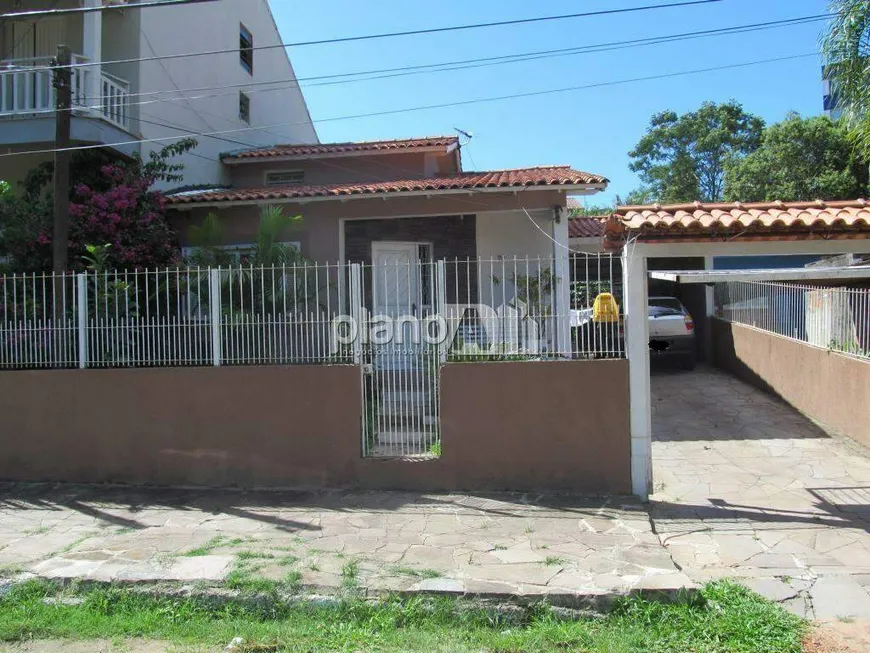 Foto 1 de Casa com 2 Quartos à venda, 100m² em Jansen, Gravataí