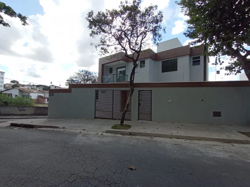 Foto 1 de Apartamento com 3 Quartos à venda, 202m² em Santa Amélia, Belo Horizonte
