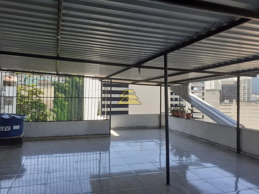 Foto 1 de Casa com 2 Quartos à venda, 65m² em Saúde, Rio de Janeiro