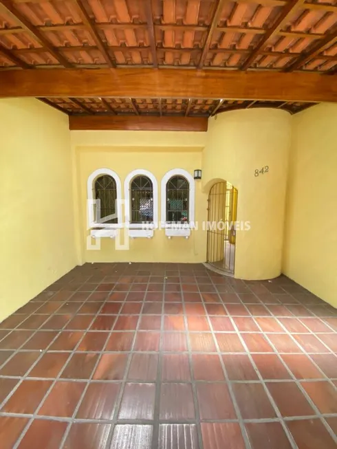 Foto 1 de Sobrado com 3 Quartos à venda, 146m² em Osvaldo Cruz, São Caetano do Sul