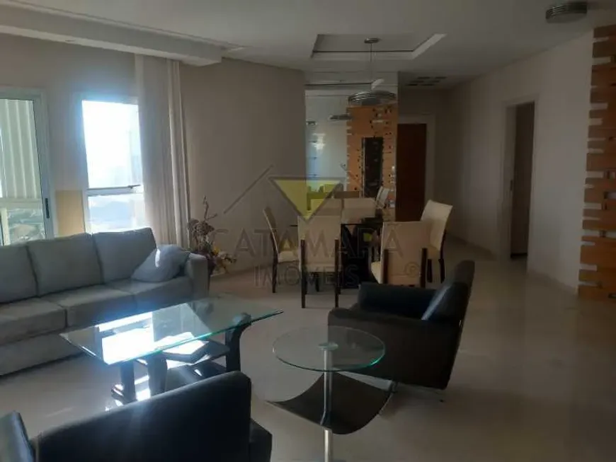 Foto 1 de Apartamento com 3 Quartos para alugar, 184m² em Parque Monte Líbano, Mogi das Cruzes