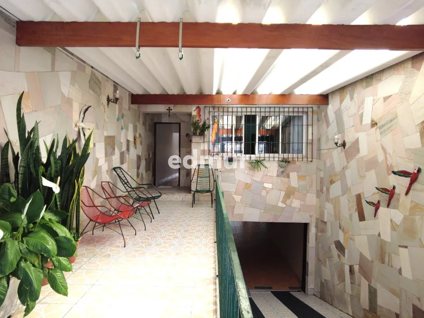 Foto 1 de Casa com 3 Quartos à venda, 242m² em Vila Eldizia, Santo André