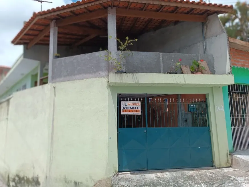 Foto 1 de Sobrado com 4 Quartos à venda, 230m² em Jardim São Luiz, Embu das Artes