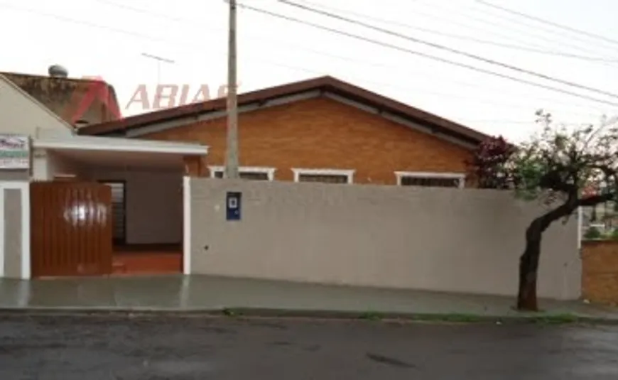 Foto 1 de Casa com 3 Quartos à venda, 149m² em Parque Arnold Schimidt, São Carlos