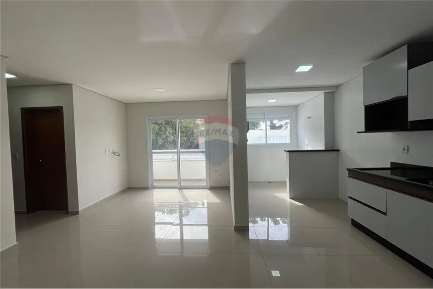 Foto 1 de Apartamento com 2 Quartos para alugar, 64m² em Recanto Azul, Botucatu