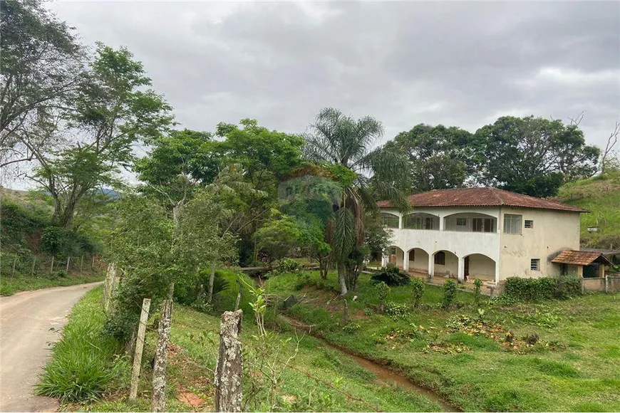 Foto 1 de Fazenda/Sítio com 5 Quartos à venda, 200m² em , Matias Barbosa