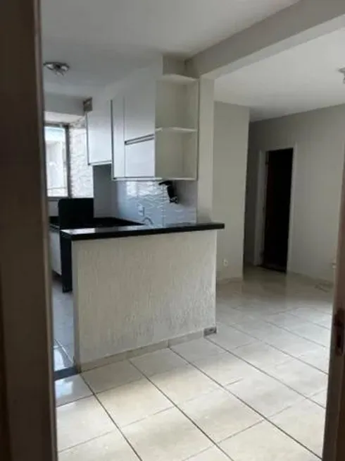 Foto 1 de Apartamento com 3 Quartos à venda, 60m² em Mansorur, Uberlândia