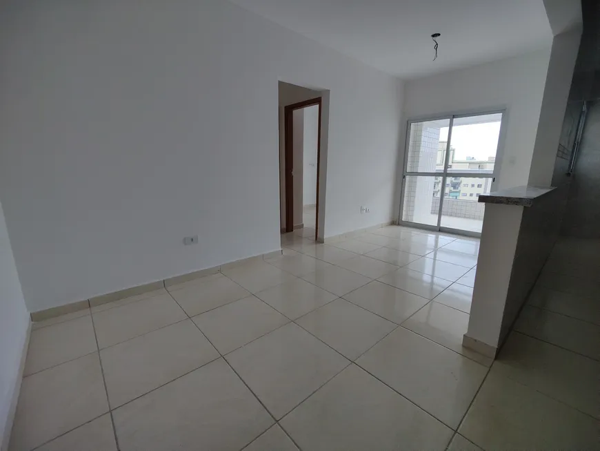 Foto 1 de Apartamento com 2 Quartos à venda, 70m² em Vila Guilhermina, Praia Grande